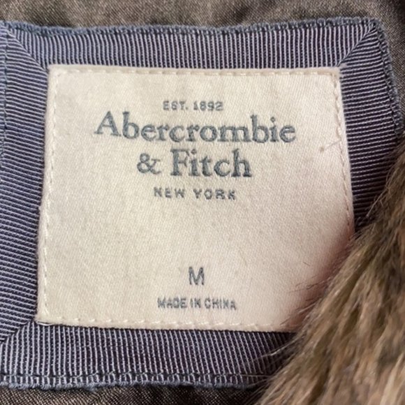 Abercrombie & Fitch Fur Vest in Brown - Picture 3 of 3
